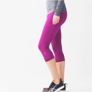 Lululemon Run for Days royal plum purple crop leggings camo mesh 6